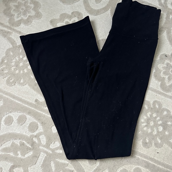 Aritzia Black Flared Pant leggings size-XS - Picture 4 of 10